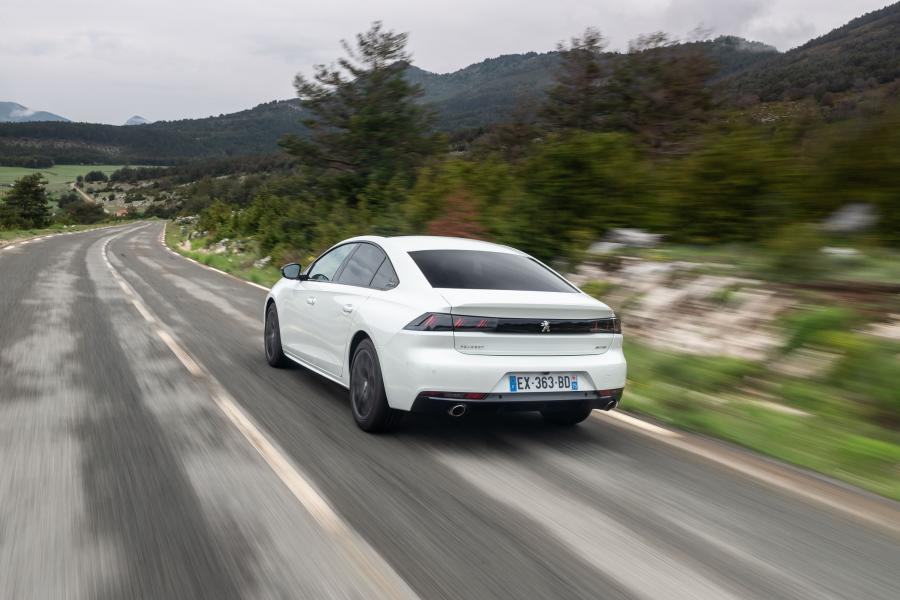  Peugeot 508 GT Line 2018 года  (WW) (фото 28 из 42)